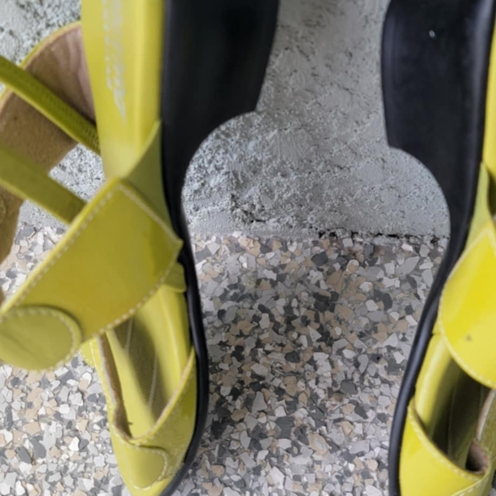 ***Sale***Munro Women's Green Sandals Made In USA - Picture 2 of 6